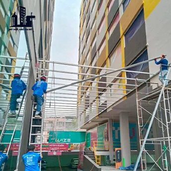 Commercial building/shophouse/shopping center npnetandpaint