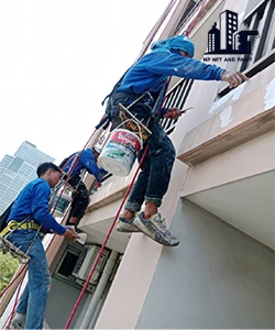 Abseiling and painting tall buildings npnetandpaint